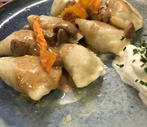 Pierogi z gęsiną